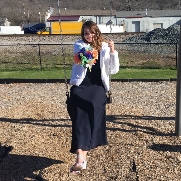 Meet your Posher, Shea - Picture 1 of 1